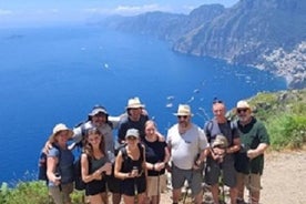 Gönguferð og kvöldverður í Positano meðal fornra bragða og hefða