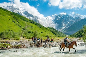 Kaukasus hästryggsäventyr: 7-dagars Svaneti Expedition