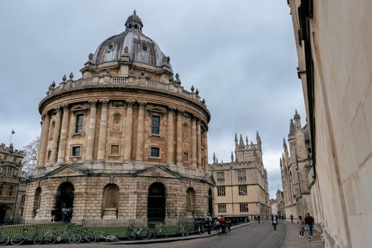 london-in-december-oxford.jpg