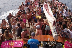 Tenerife: Boat Party with Open Bar and DJs