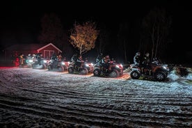 ATV によるノルウェーの夜のツアーとオーロラ観光