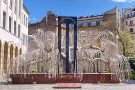 Jødisk kulturarvtur på eScooter inc Synagogue and Shoes Memorial