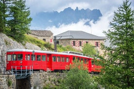 Private guided tour of the Mer de Glace with a Mountain Guide