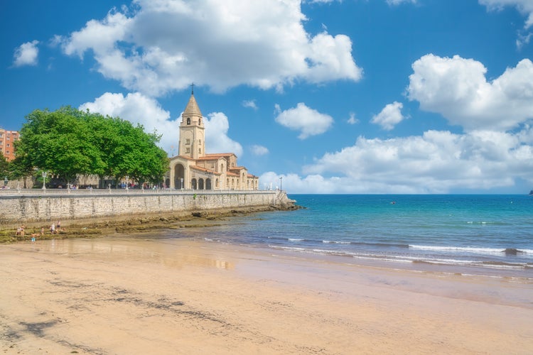 Beautiful San Lorenzo beach in the city center of Gijón, Spain