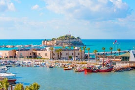 Port de Kusadasi à Éphèse, maisons en terrasse, temple d'Artémis