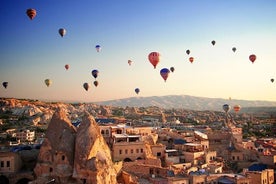 Cappadocia 2-dagarsutflykt med grotthotellalternativ från Alanya