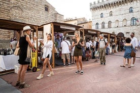 Tour Guidato di Degustazioni nel centro storico di Montepulciano