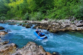 In canoa sul fiume Neretva