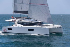 Croisière en Catamaran dans l'Archipel du Frioul à Marseille