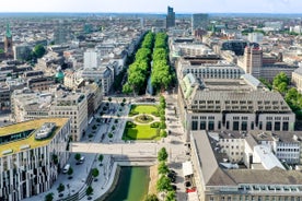 Photo of panorama of New City Hall in Hannover in a beautiful summer day, Germany.