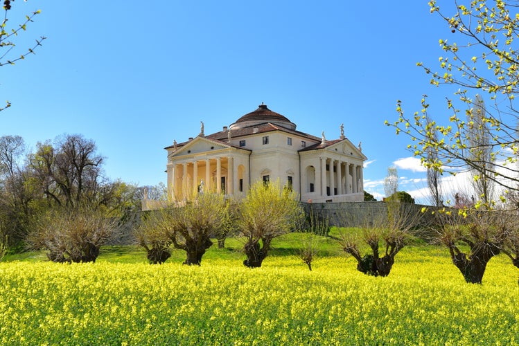 Photo of Villa la Rotonda in Italian town Vicenza, Italy.