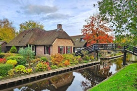 From Amsterdam: Giethoorn & Zaanse Schans Tour w/ Small Boat