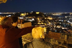 Lisboa por la noche con cena y show de fado incluido