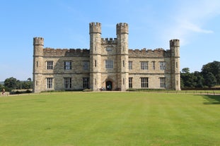 Canterbury - city in United Kingdom