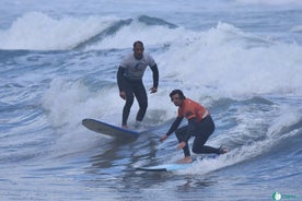 Surflektioner i Famara 9:15-14:30h (4 timmars lektion)