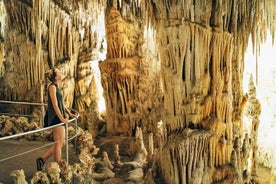 Tur til Drach Caves fra den sydlige del af øen