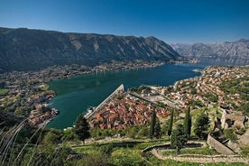 Mini Montenegro Private Tour nach Njegusi, Cetinje, Budva und Kotor