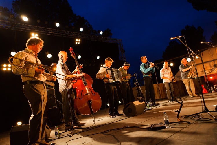 Amsterdam_Klezmer_Band_au_Domaine_d-O_(Montpellier)_6591.jpg