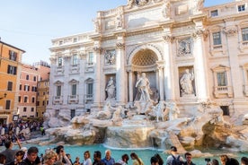 Roma super economica: Tour a piedi pomeridiano del Colosseo e del Foro con il meglio di Roma