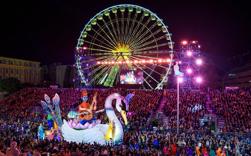 Carnival parade of lights in Nice.jpg