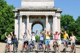 ハイド・パークなどのロンドン王立公園を周る自転車ツアー