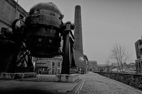 Utomhus Escape Game Sheffield - Murder On The Don - The Secret City