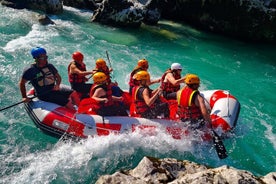 Wildwatervaren op de rivier de Soca