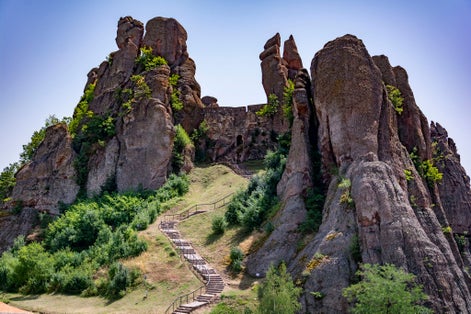 Photo of the Belogradchik Fortress, also known as Kaleto, is an ancient fortress close to the northwestern Bulgarian town of Belogradchik and the town's primary cultural and historical tourist attraction.