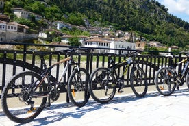 ALUGUEL DE BICICLETA e BICICLETAS em Berat por 1001 Albanian Adventures