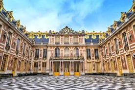 Versailles Palace and Gardens with Priority Entry Visit