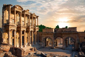 From Marmaris: Ephesus and Selcuk Tour with Buffet Lunch