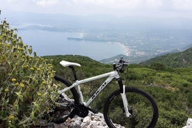 Corfou vue d'en haut : randonnée au plus haut sommet de Corfou