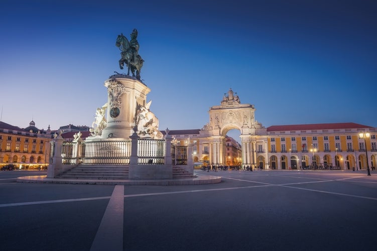 lisbon-in-september-guide-europe-7.jpg