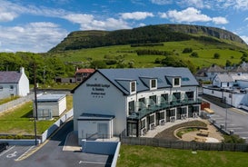 Strandhill Lodge & Suites