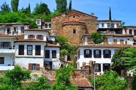 Excursión en tierra privada de medio día a Éfeso y Sirince con degustación de vinos