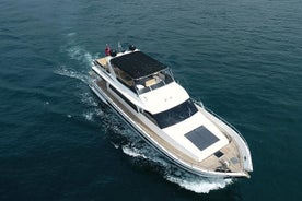 Middagcruise in de Bosporus op een luxe jacht met gids