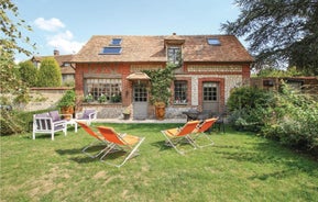 Stunning Home In Les Damps With Kitchen