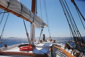 Croisière d’une journée complète sur les îles de Délos et Rhenia au départ de Mykonos