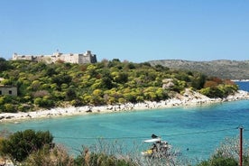 Besøg Qeparo Village og The Beaches of Himara