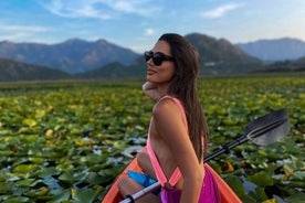 Día de kayak en el lago Skadar