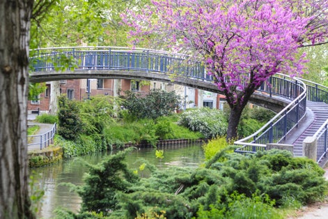 Photo of the Canal du midi, Toulouse, France.
