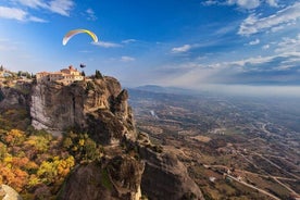 Experiência de voo motorizado ou footlaunch em Meteora