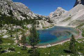 Underbara Triglav 7 Lakes Vandring Traverse med Triglav Climb