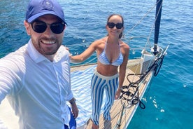 Privado: navegación de medio día desde Hvar en un yate de vela moderno (hasta 8 viajeros)