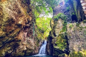 Geführte Besichtigung der magischen Wasserfälle im Candalla-Wald