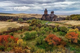 Tägliche private Tour nach Saghmosavank, Ohanavank, Denkmal für das armenische Alphabet, Amberd