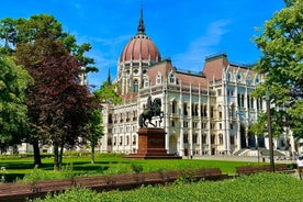 Budapest: Parliament Building Entry Ticket and Audio Guide