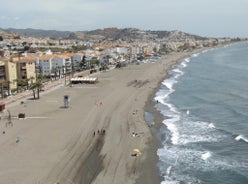 Playa Rincón de la Victoria en Plaza San Francisco