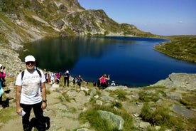 在里拉七湖与私人登山向导进行半日徒步旅行