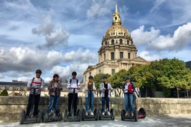 Tour guidato in segway di mezza giornata della città di Parigi con una guida locale